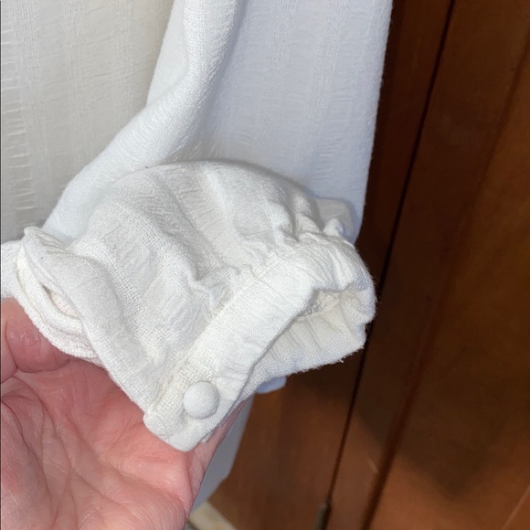 JAPNA Elegant White Button-Down Peplum Top SIZE Medium 100% Vicose - Picture 5 of 8